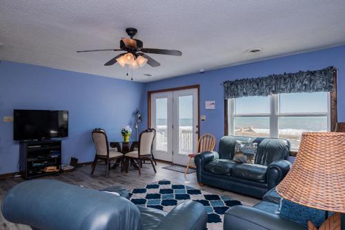 Divine Intervention by Oak Island Accommodations - photo 41