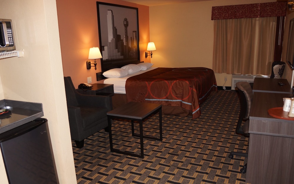 Super 8 by Wyndham Farmers Branch North Dallas - photo 5