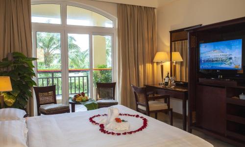 Yalong Bay Universal Resort Sanya in Sanya, People's Republic of China