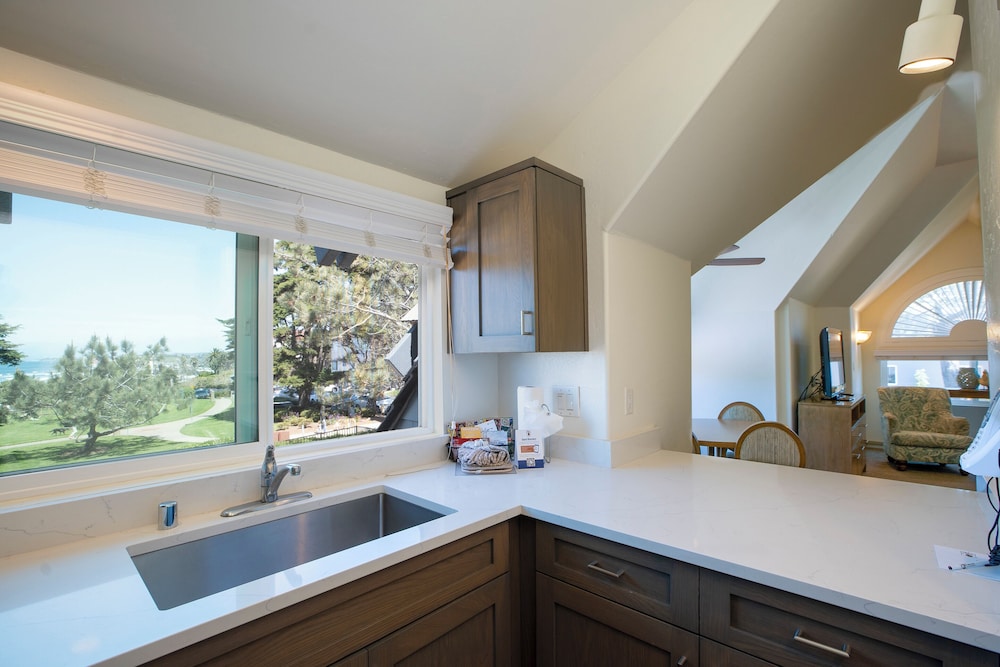 Wave Crest Resort - photo 19