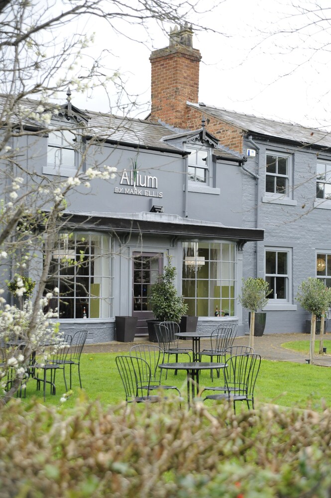 Allium by Mark Ellis - last minute hotel in Tattenhall