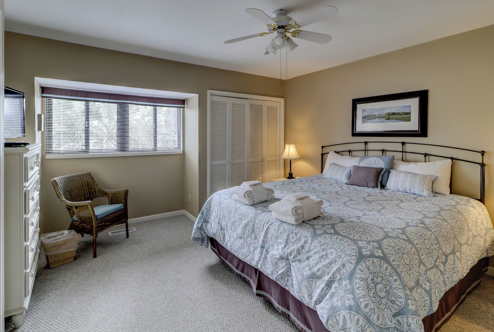 1252 Harbour Town Club at The Sea Pines Resort - photo 4