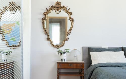 Two Spacious Bedrooms 1 Minute To Metro Stop — 4-Star Luxury Hotel in Milan, Italy