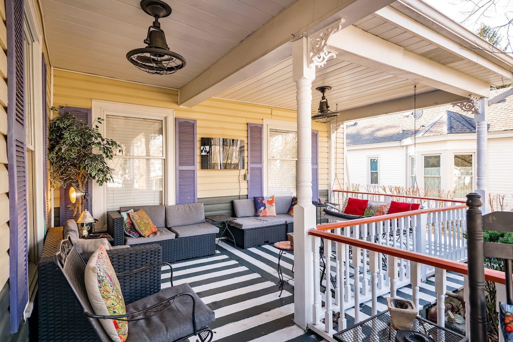 Montgomery Inn BnB — 4-Star Luxury Hotel in Versailles, United States