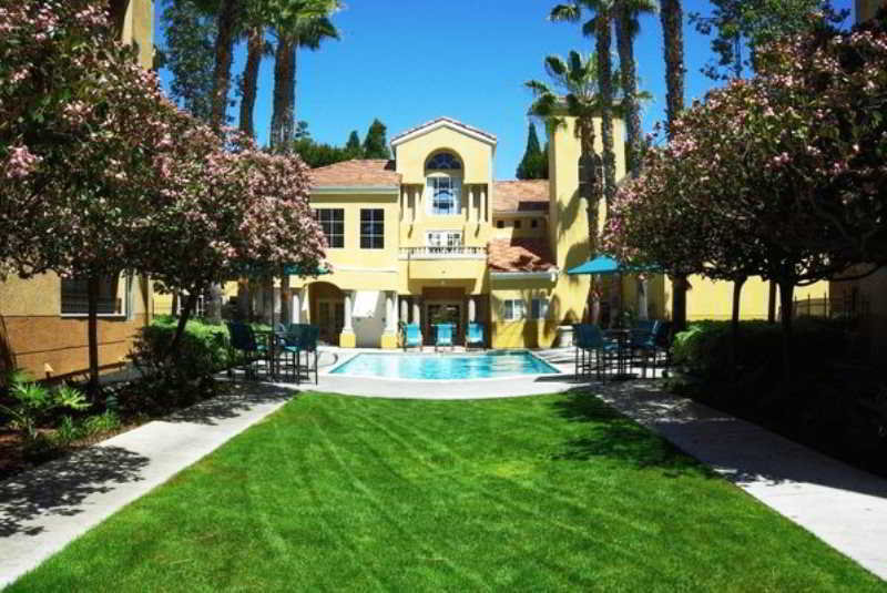 Sunshine Suites La Jolla - photo 2
