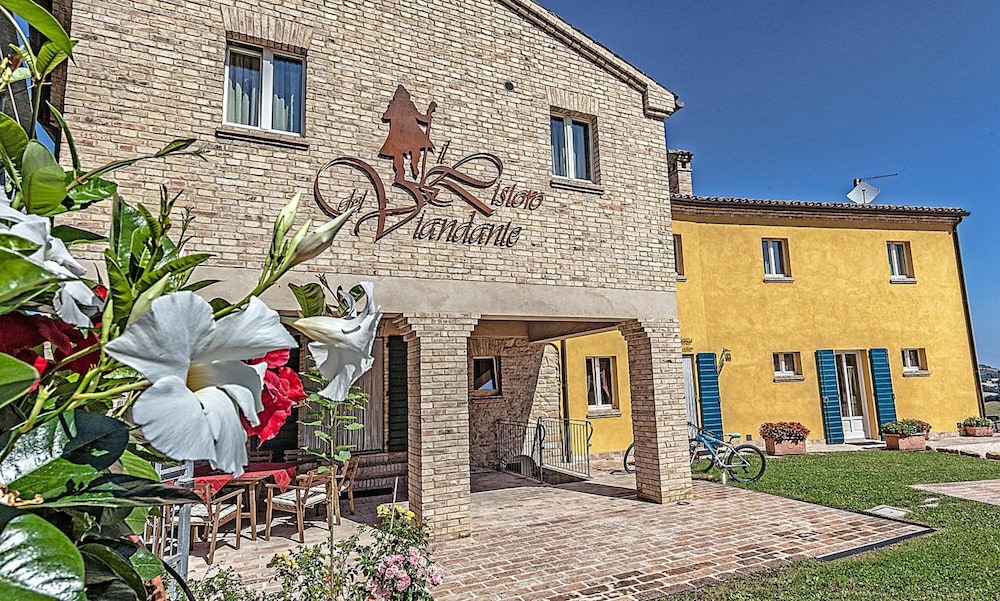 ll Ristoro Del Viandante - last minute hotel in Offagna