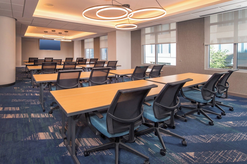 Residence Inn by Marriott Baltimore at The Johns Hopkins Medical Campus - photo 44