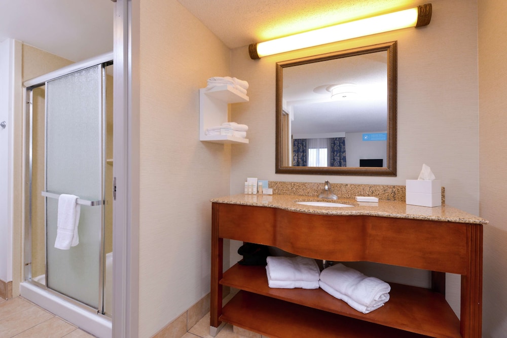 Hampton Inn & Suites Wilmington - photo 39
