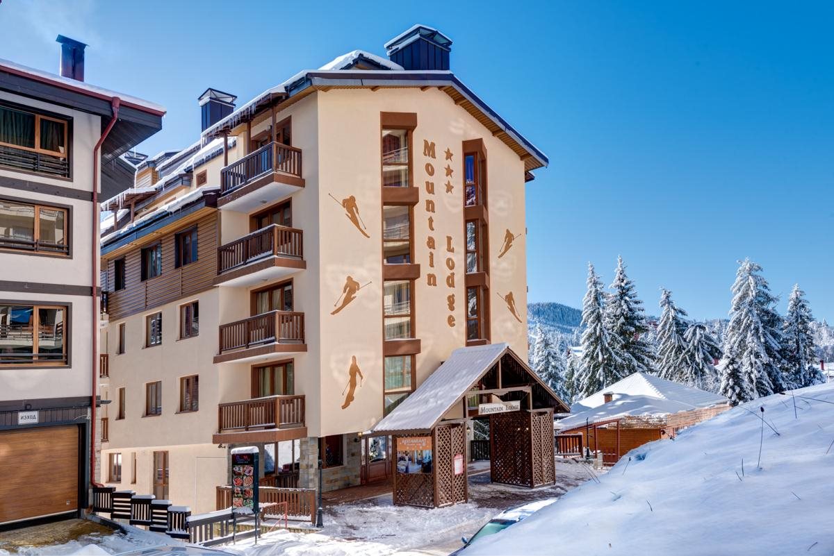 Deluxe Apartment 33 Mountain Lodge Pamporovo — 4-Star Luxury Hotel in Smolyan, Bulgaria