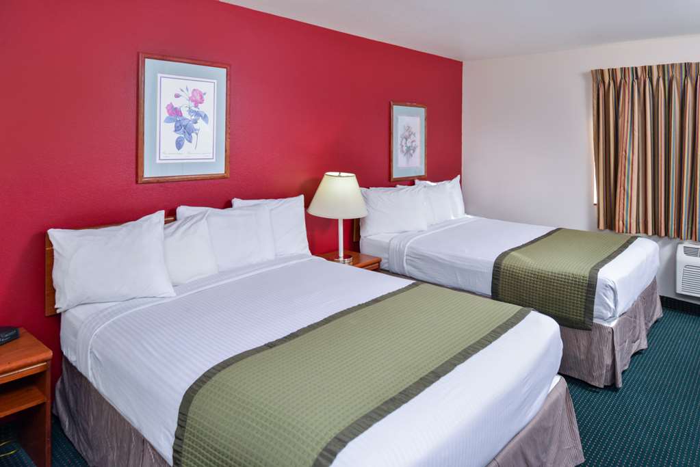 Travelodge Suites by Wyndham Newberg - photo 19