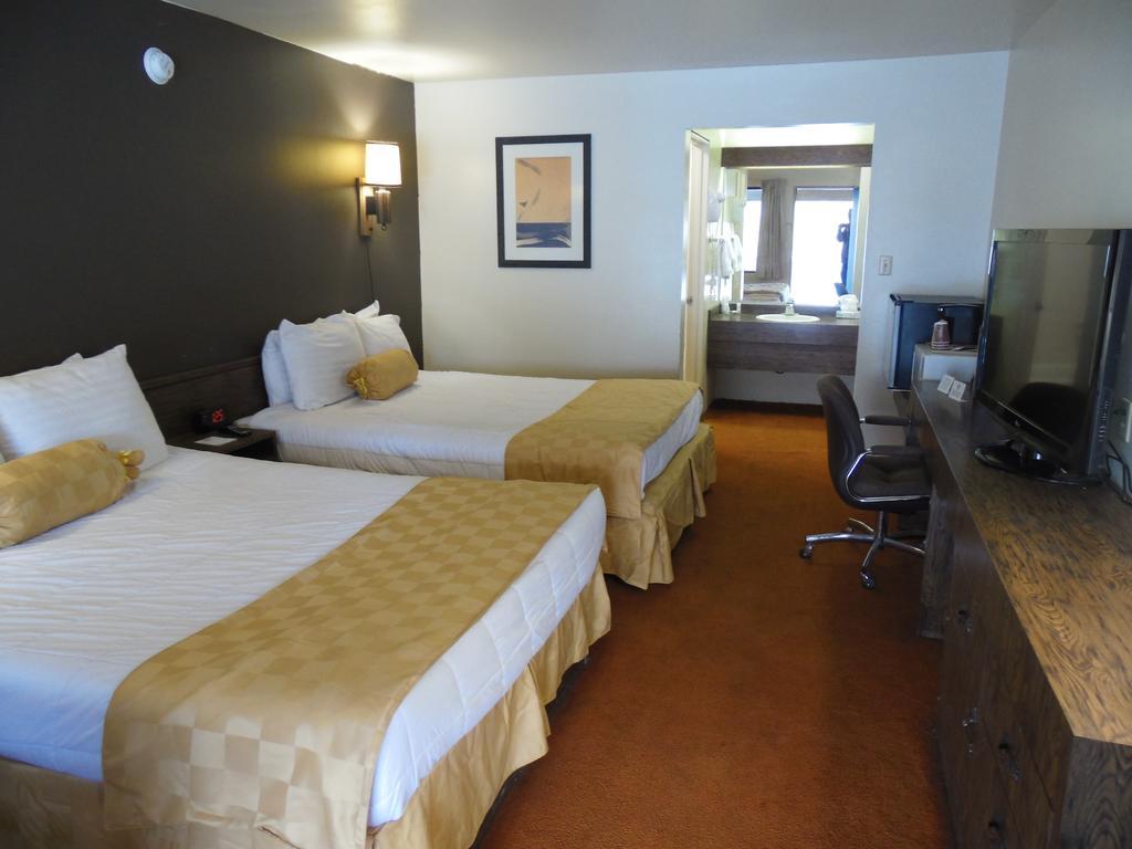 Hudson Inn Milford - photo 15