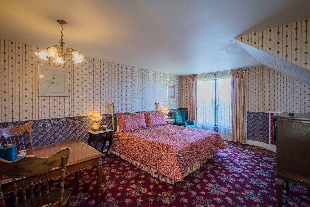 Hill House Inn - photo 3