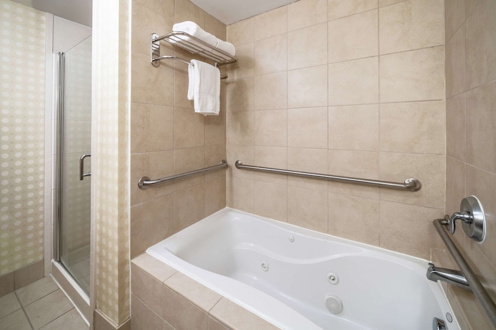 Hilton Garden Inn Morgantown - photo 7