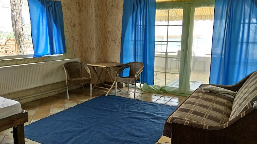 Savanna - last minute hotel in Odessa