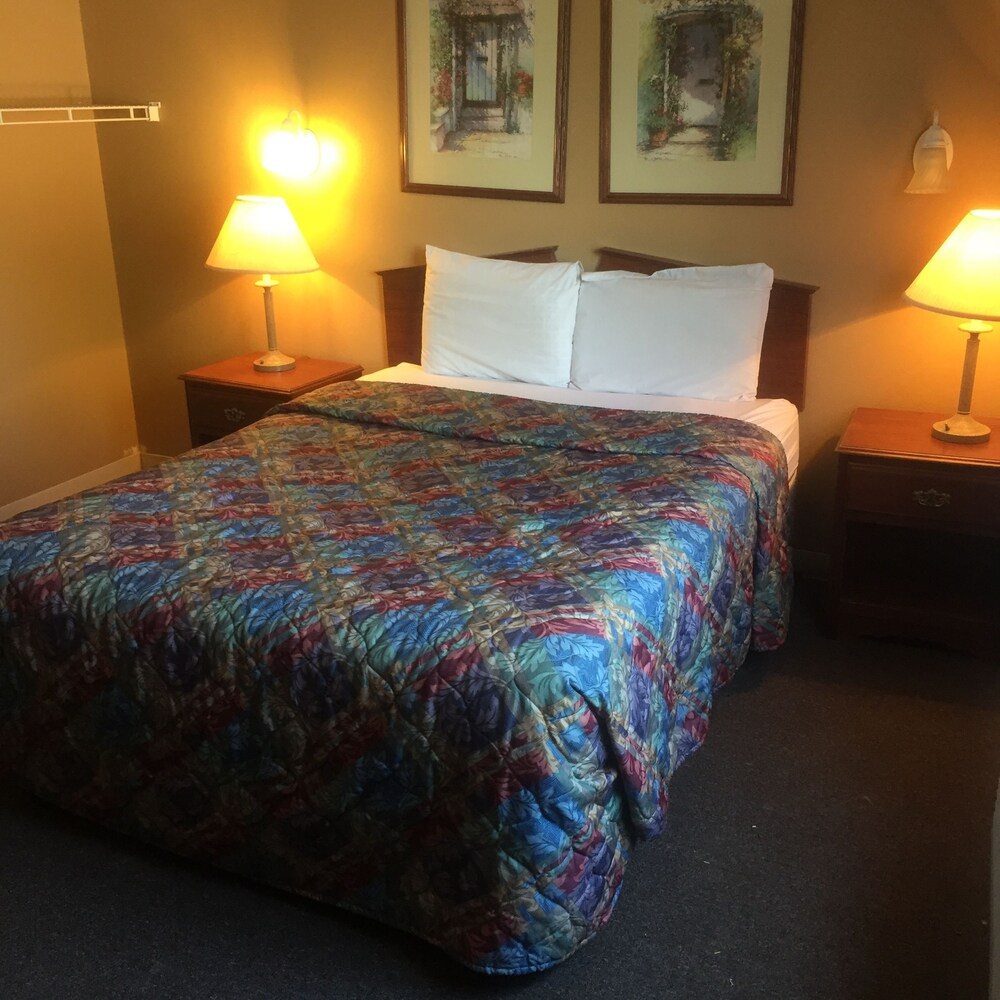 The Sterling Hotel and Extended Stay - photo 5