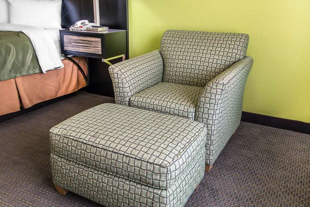 Quality Inn Hinesville Fort Stewart Area - photo 12