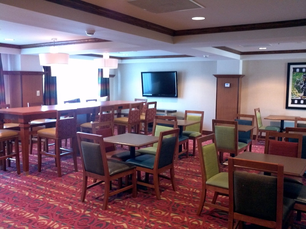 Holiday Inn Express & Suites Greenville by IHG - photo 37