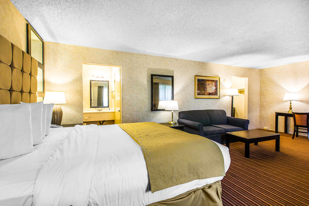 Rodeway Inn & Suites El Cajon San Diego East - photo 27