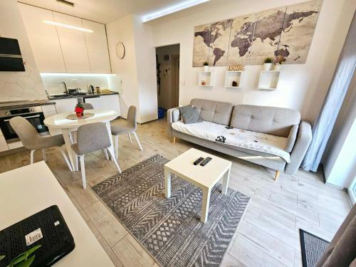 First Green Zoliborz Apartment 5 — 4-Star Luxury Hotel in Warsaw, Poland