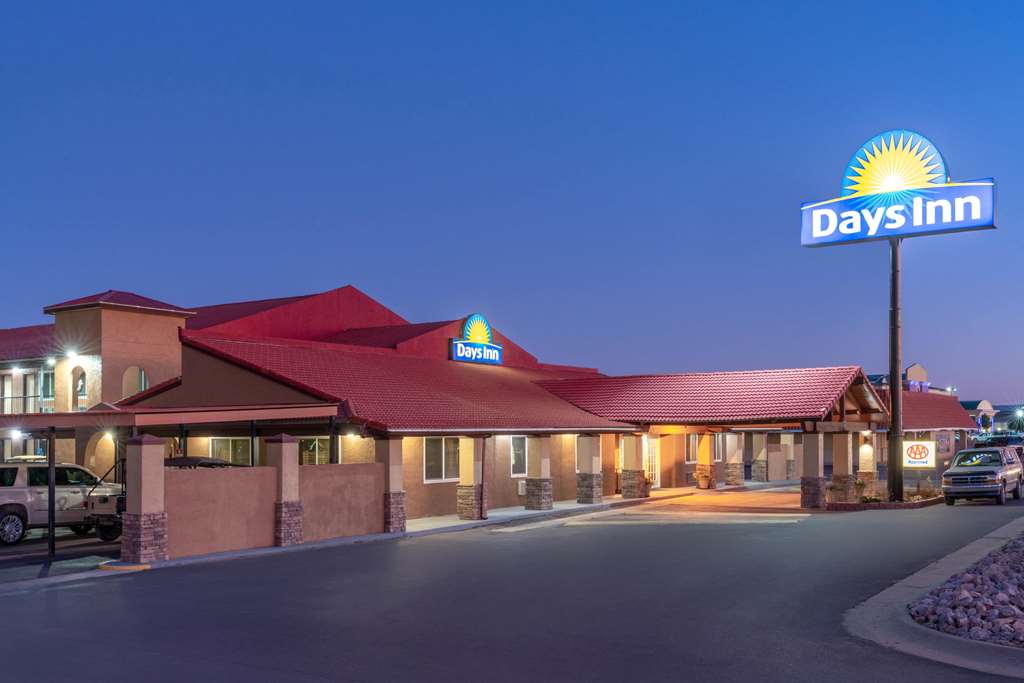 Days Inn by Wyndham Grants - photo 2