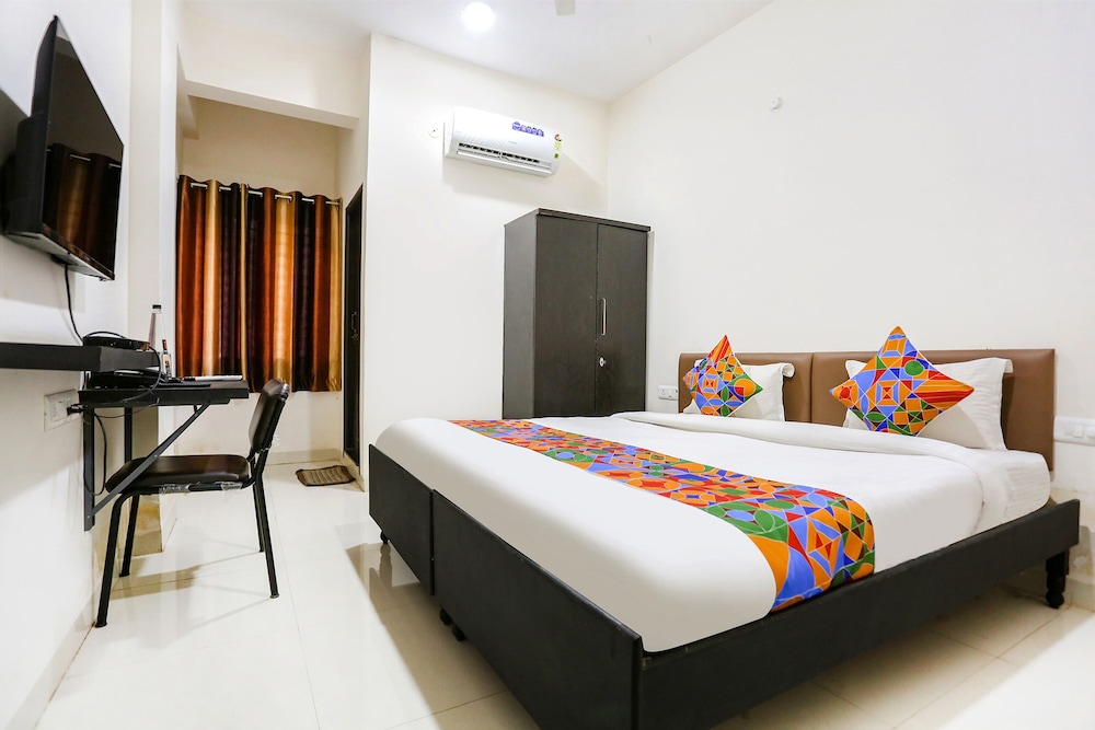 Fabhotel Destiny 74 - last minute hotel in Indore
