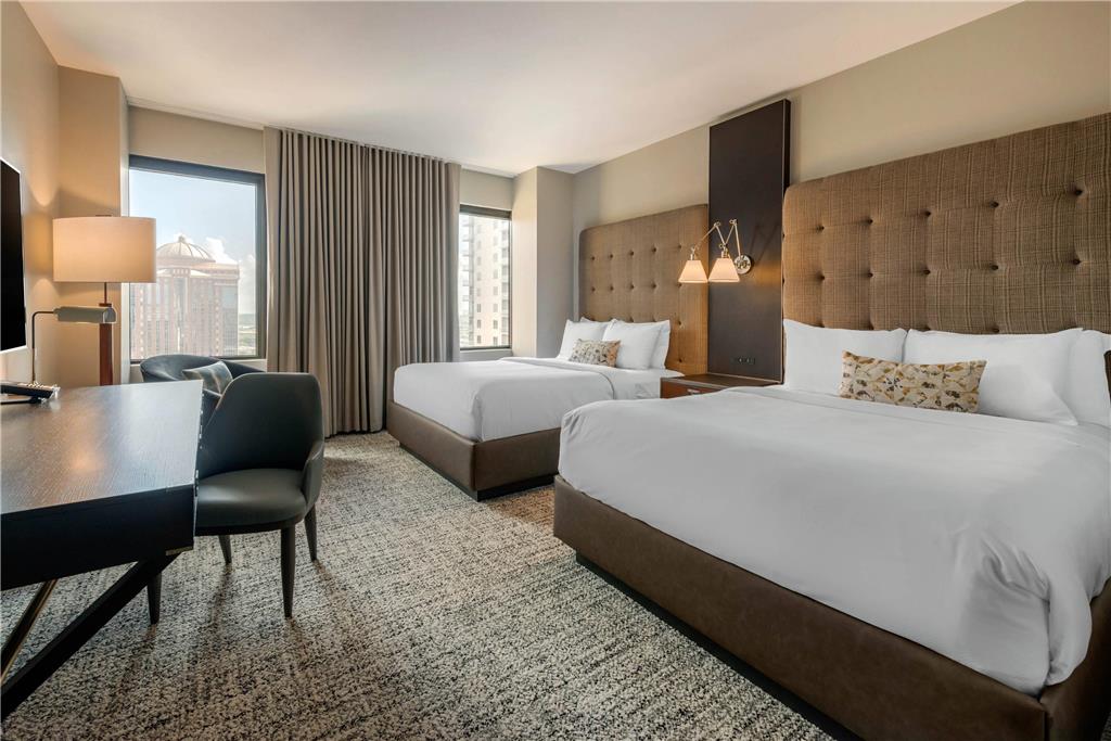 Cambria Hotel Houston Downtown Convention Center - photo 11