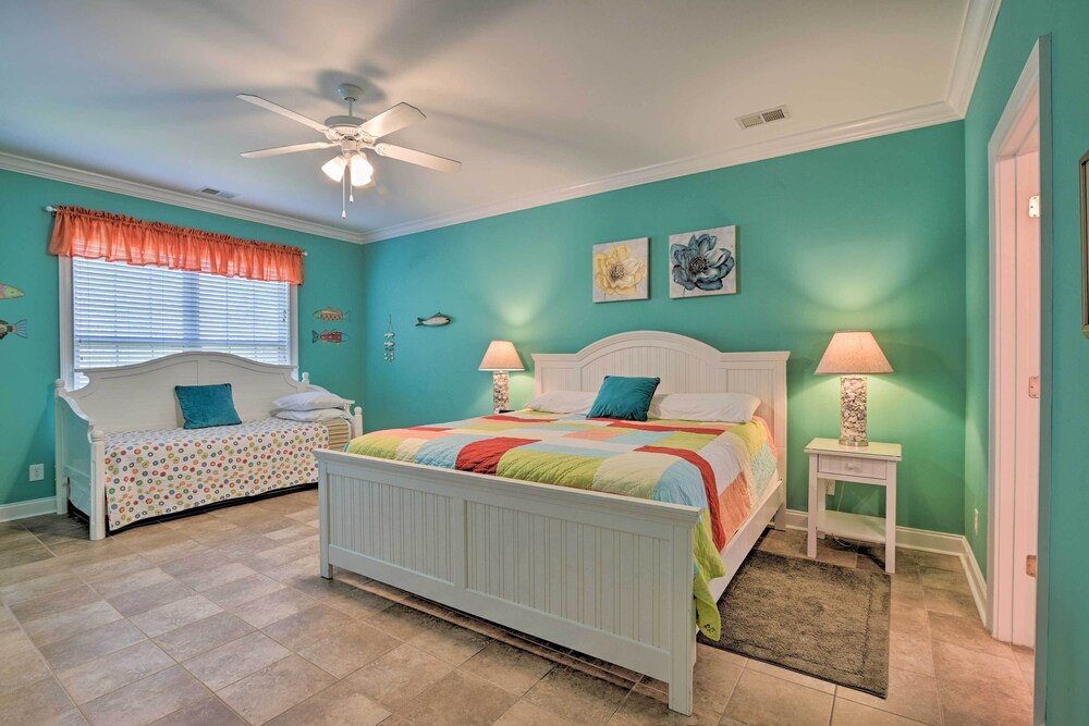 Game Room: Surfside Beach Resort Hideaway - photo 6