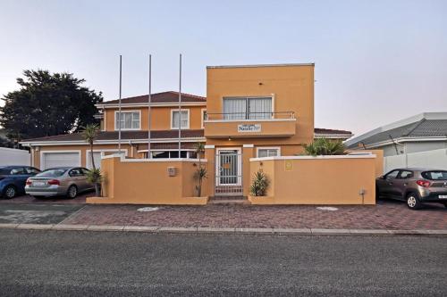 Natalie Guesthouse — 4-Star Luxury Hotel in Cape Town, South Africa