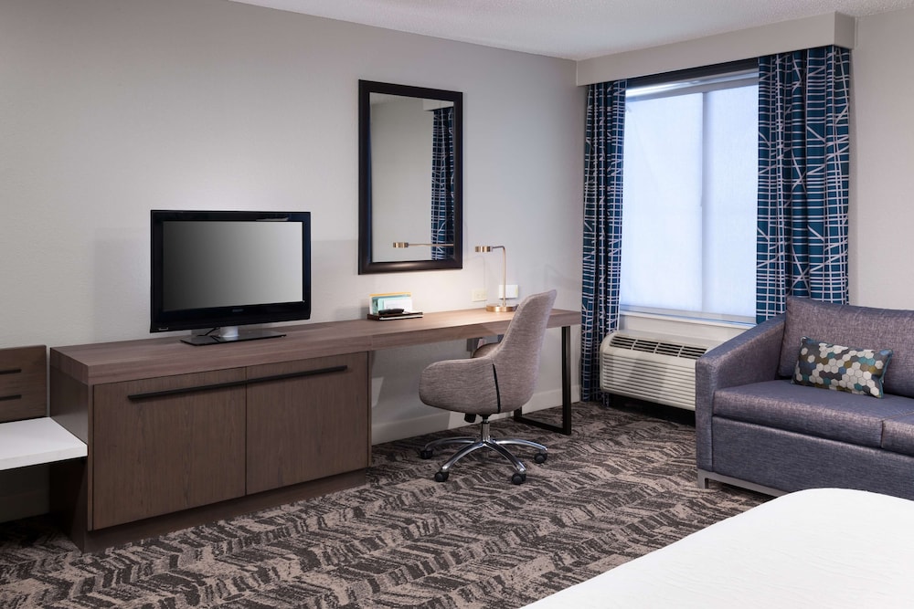Hilton Garden Inn Savannah Airport - photo 8