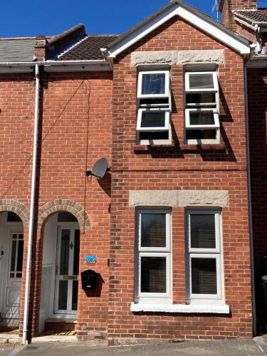 Isaac's Holt - last minute hotel in Weymouth