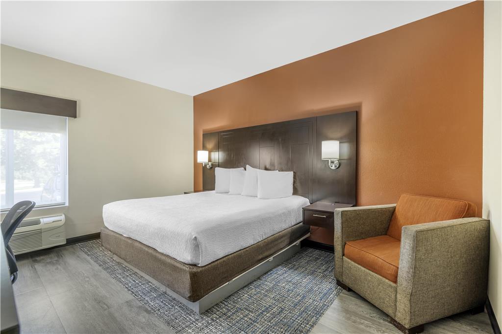 Best Western Plus Lee's Summit Hotel & Suites - photo 13