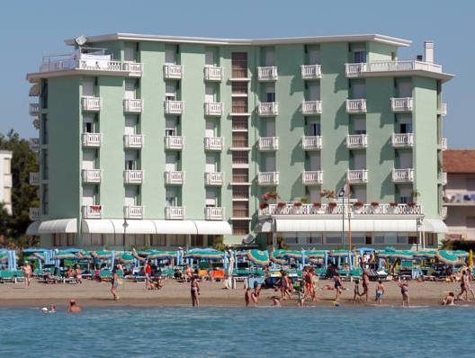 Hotel Montecarlo 3 Stelle Superior in Caorle, Italy