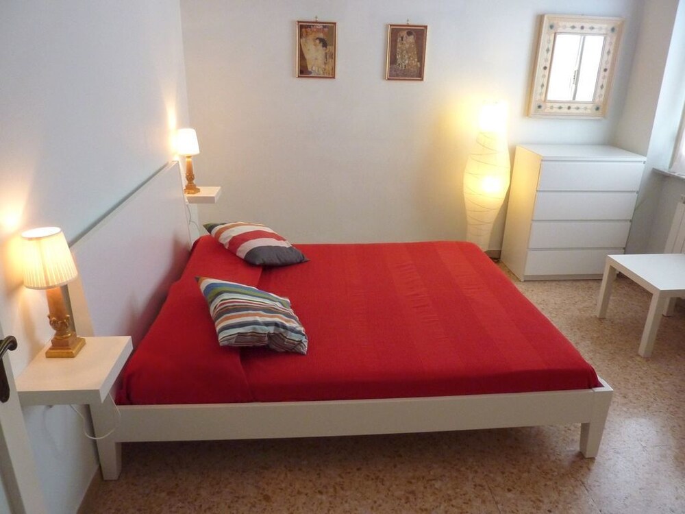 Tommy Guest House Roma — 4-Star Luxury Hotel in Rome, Italy
