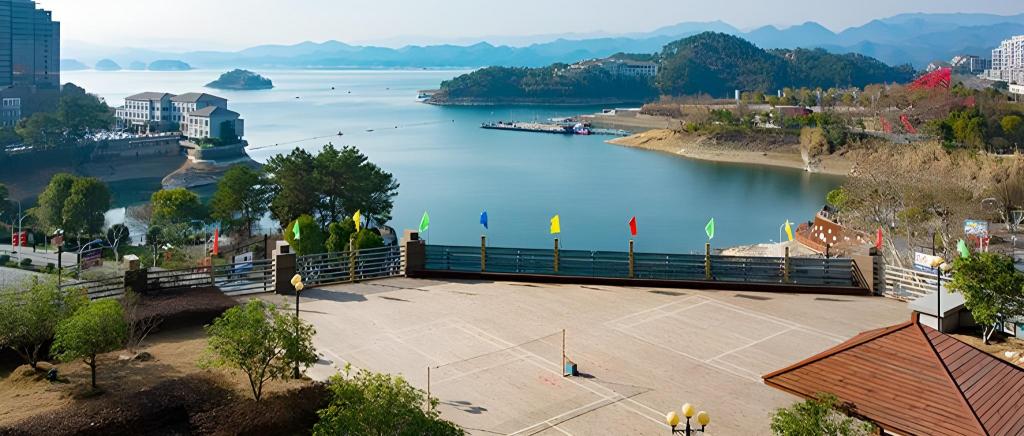 Qiandao Lake Hotel — 4-Star Luxury Hotel in Hangzhou, People's Republic of China