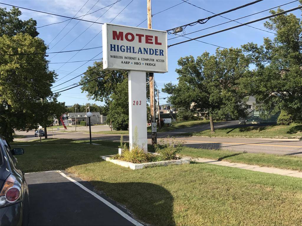 Highlander Motel - photo 5