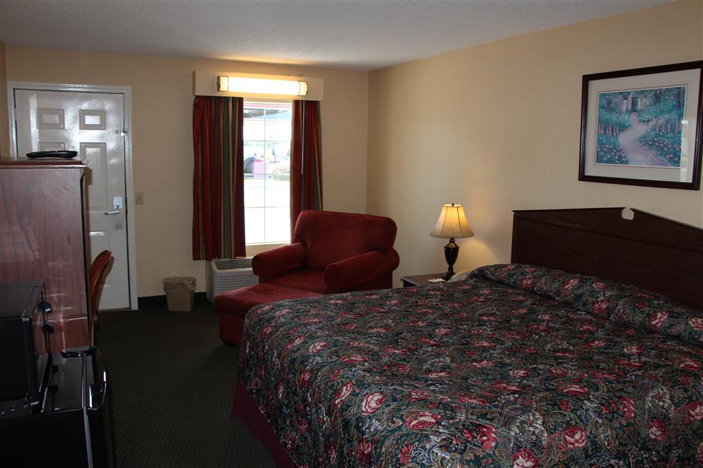 Jameson Inn Douglas - photo 8