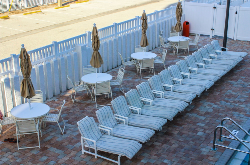 Discovery Beach Resort - photo 41