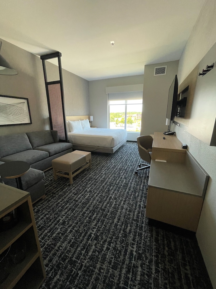 Hyatt Place Murfreesboro - photo 9