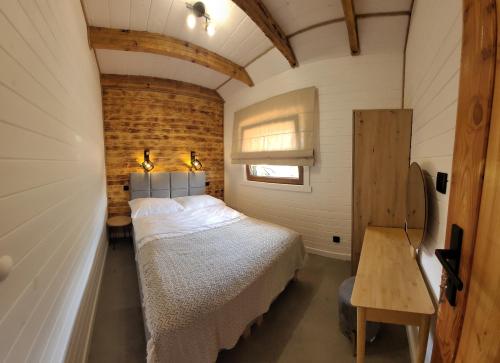 Z Górki Na Pazurki in Polanczyk, Poland