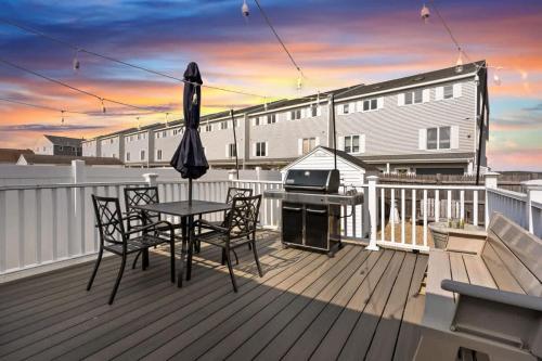 Harris Ave Hideaway Private Deck Near Marina — Hampton