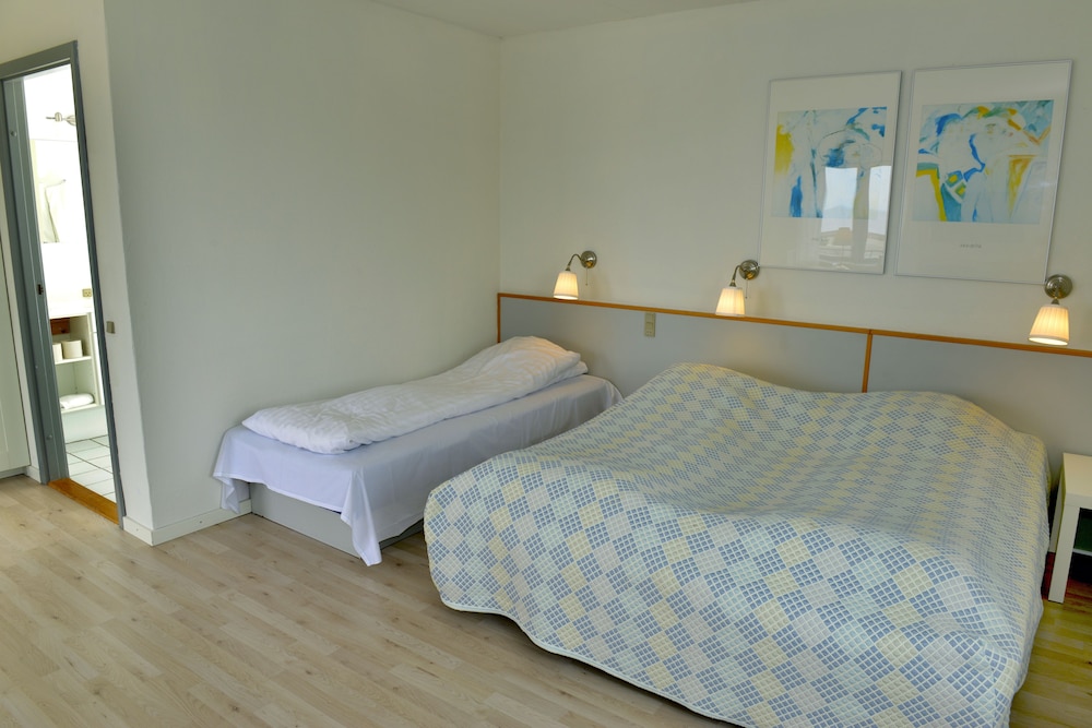 Hvalpsund Færgekro — Farso — photo 3