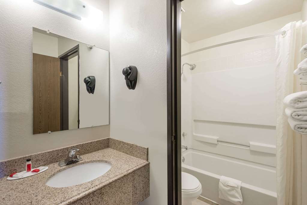 Super 8 by Wyndham Tucumcari - photo 11