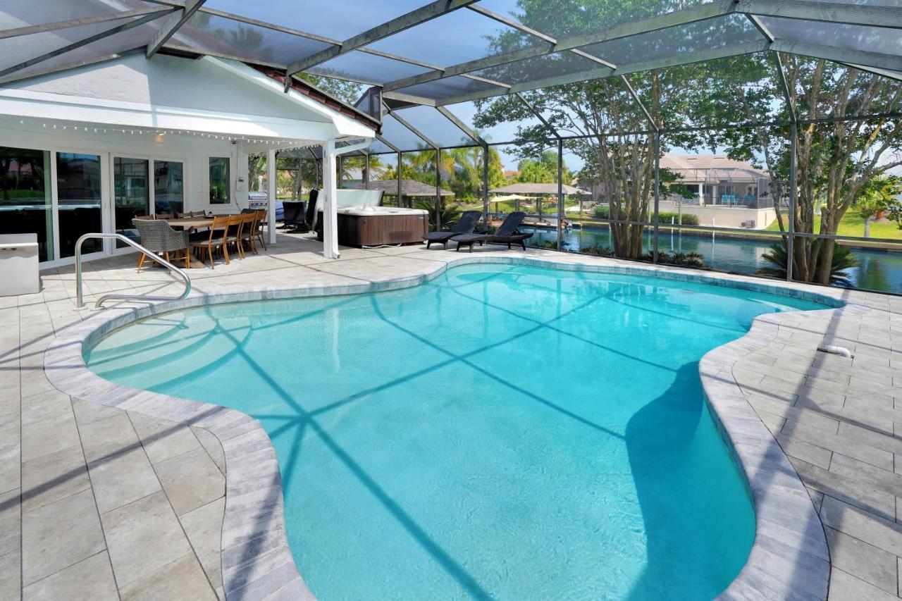 Manor On The Canal — Palm Coast