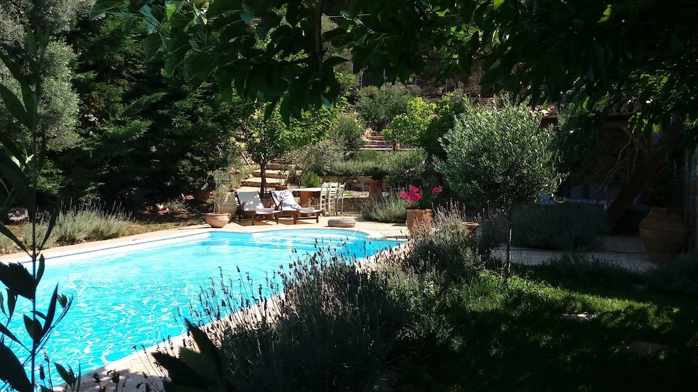 Evia FoxHouse — 4-Star Luxury Hotel in Politika, Greece