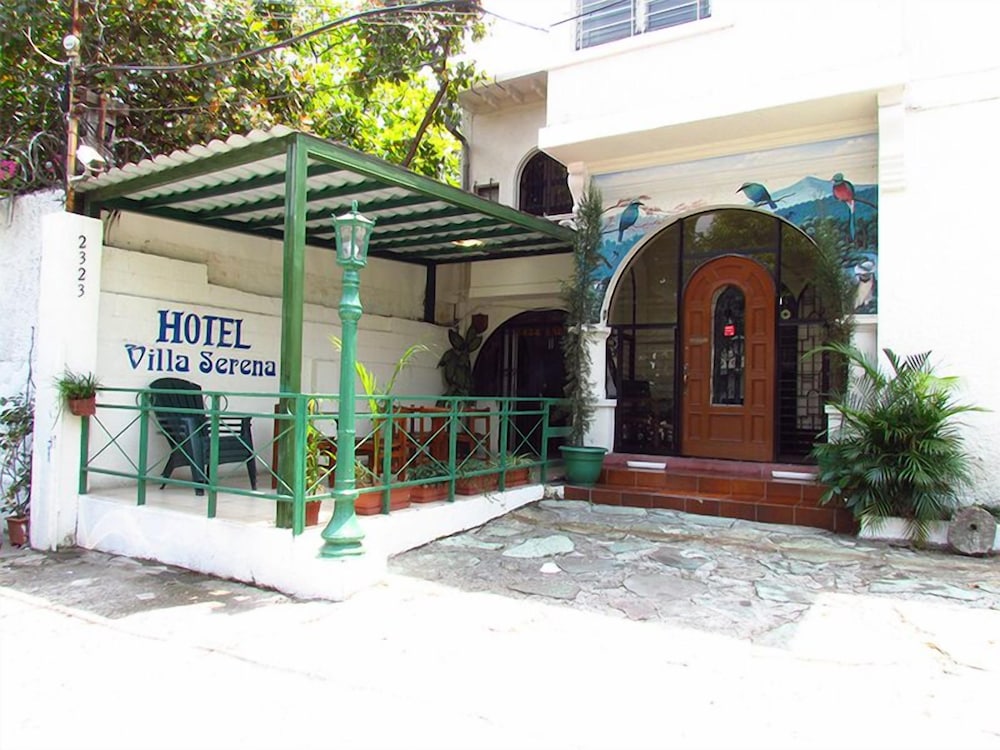 Hotel Villa Serena Flor Blanca in San Salvador, El Salvador