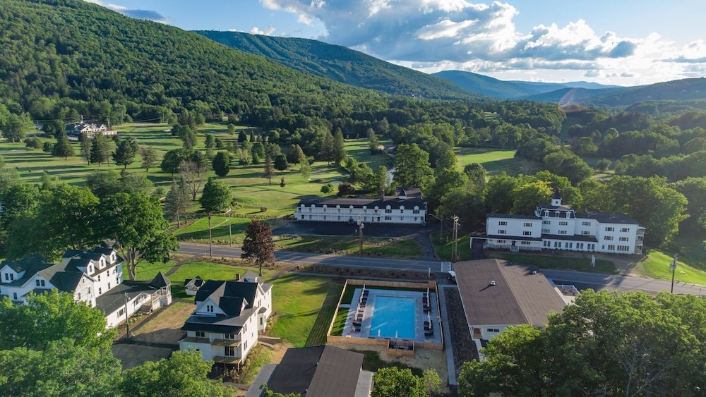 Wylder Hotel Windham in Windham, United States