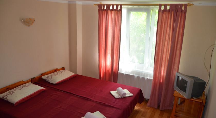 Bambukovy Dvorik Mini Hotel in Chernomorskoye, Russia