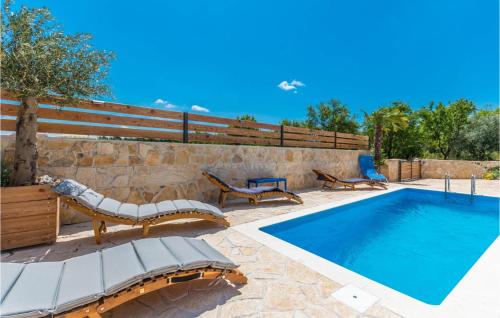 Pet Friendly Home In Drage With Wifi — 4-Star Luxury Hotel in Pakostane, Croatia