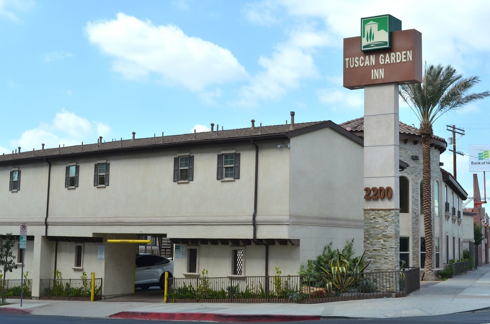 Tuscan Garden Inn - photo 60