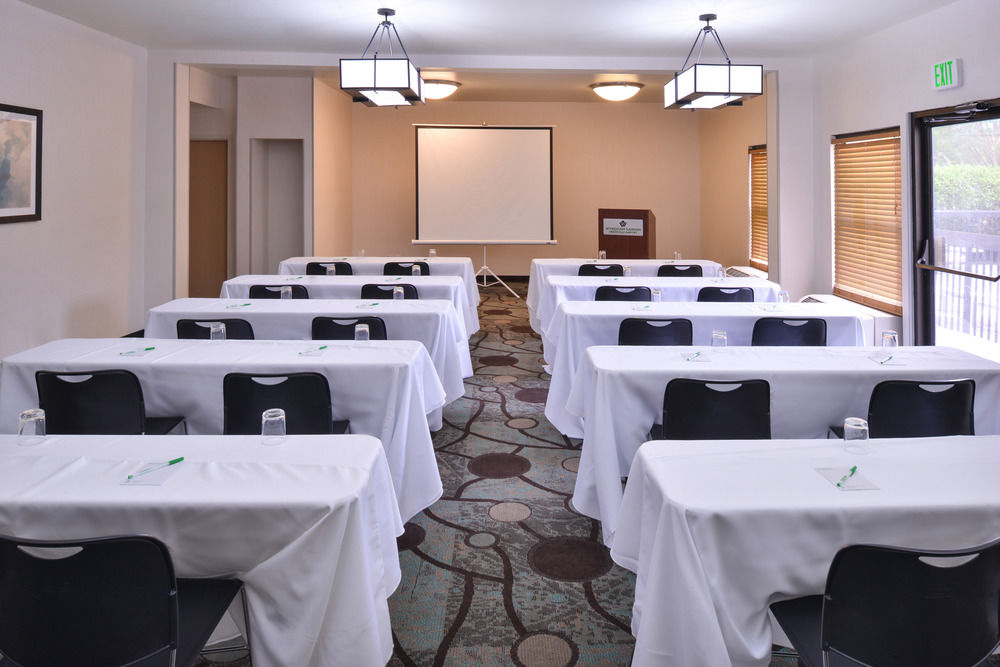Wyndham Garden Greenville Airport - photo 25